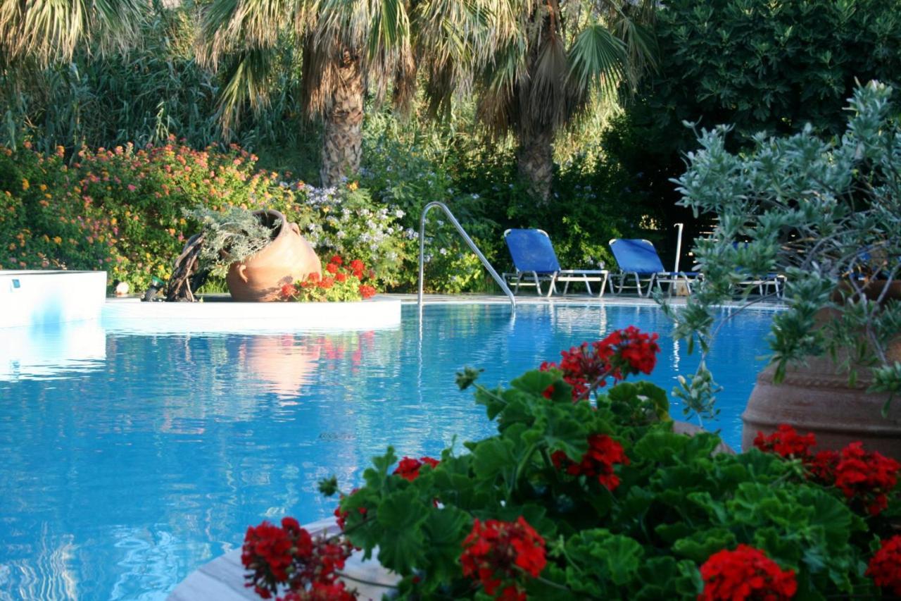 Spiros & Hiroko Hotel - Adults Only Perissa  Exteriér fotografie